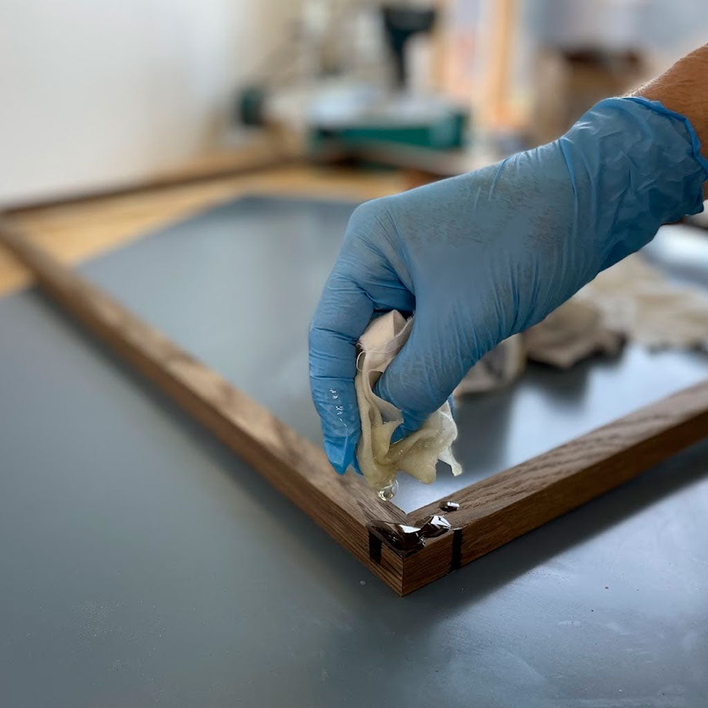Snedkerramme mørk eg – 60x60 – Bred – Ægte glas – Olie/voksbehandlet – Håndlavet i Danmark